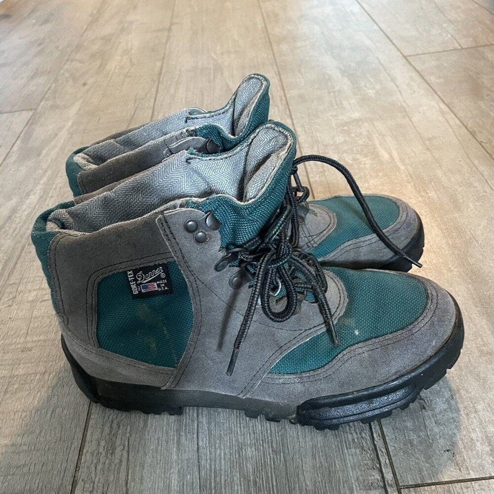 Vintage 1990 Danner Cross Hiker Boots Made in USA Size 8.5